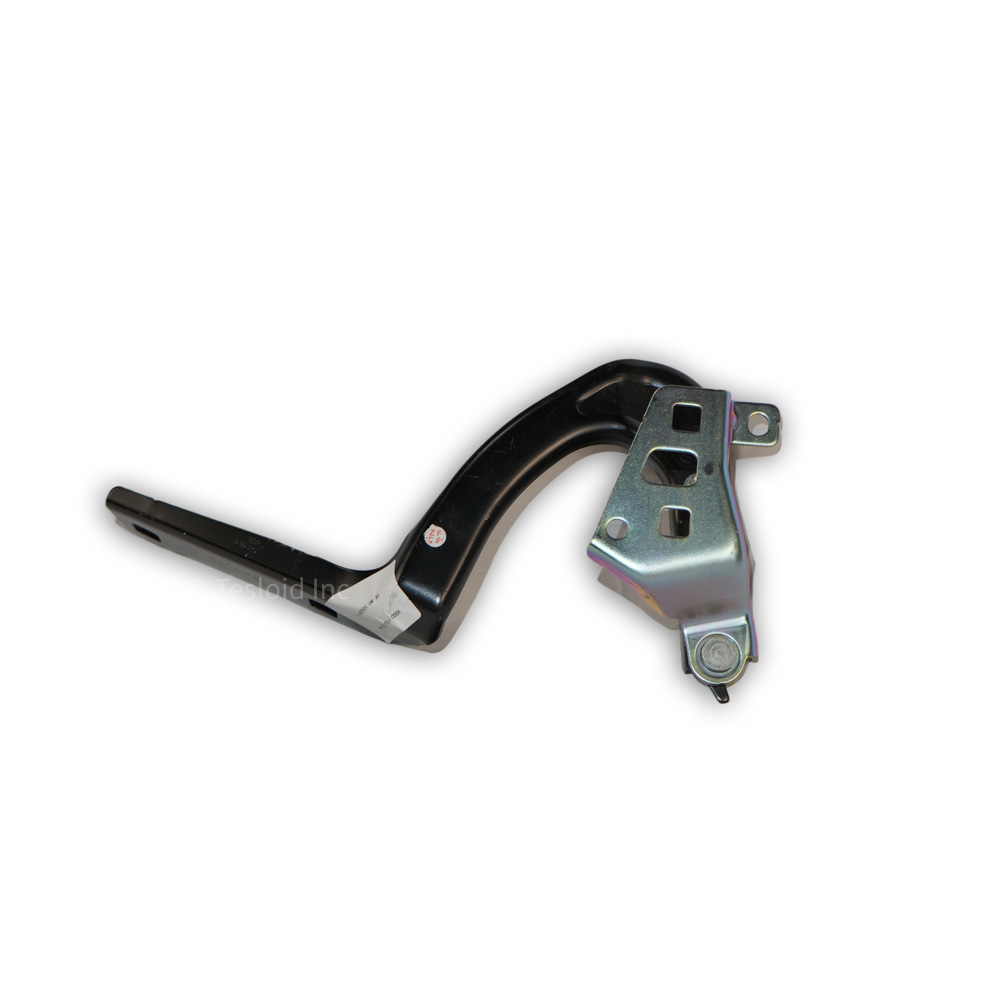 MODEL Y HOOD HINGE - RIGHT HAND - Image 3